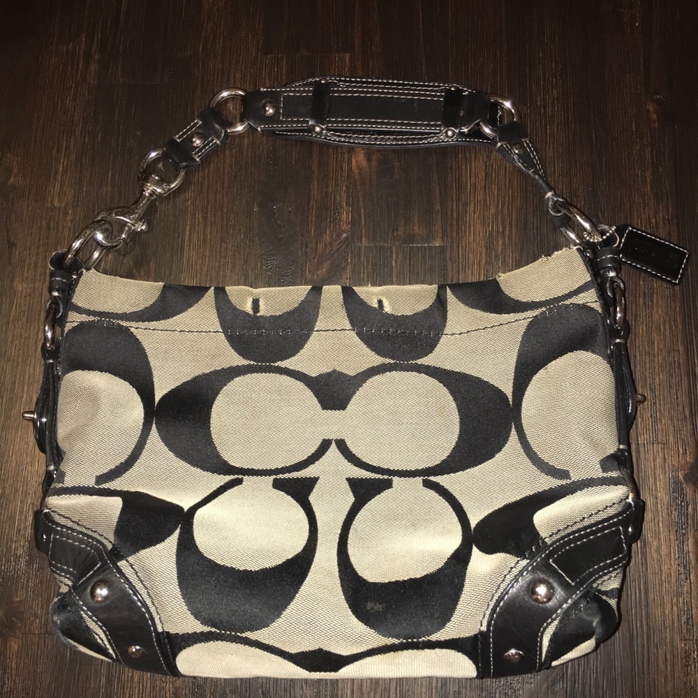 💯Authentic Coach ❤️ Signature Shoulder Bag